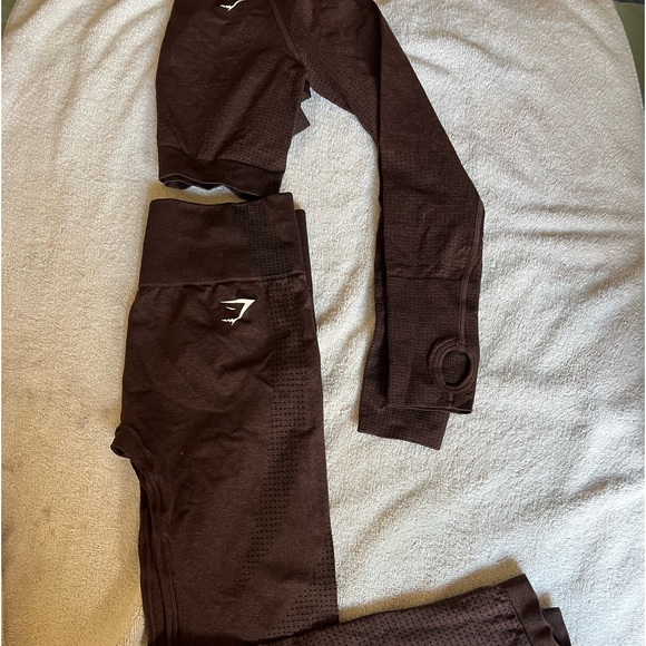 Brand new Gymshark seamless set. - Picture 5 of 9